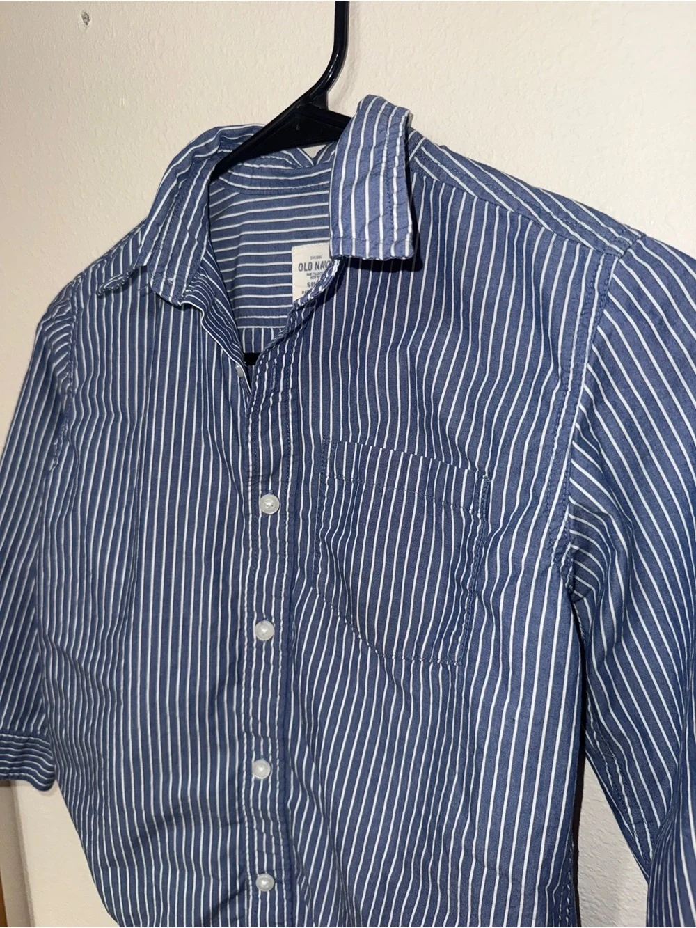 Old Navy Blue & White Striped Button-Down Shirt - Kids